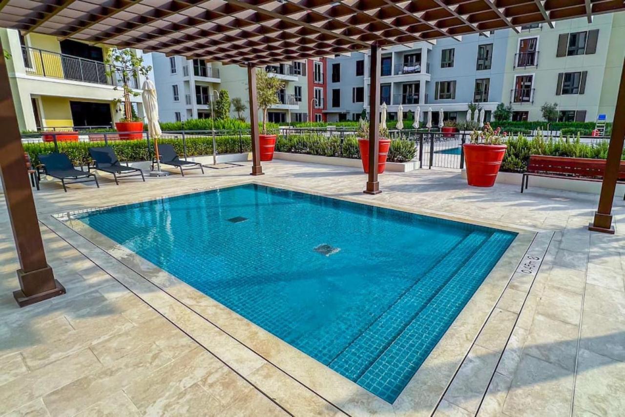 Apartment Azure Escape !joyful 1 Bed Close To The Sea! Dubai